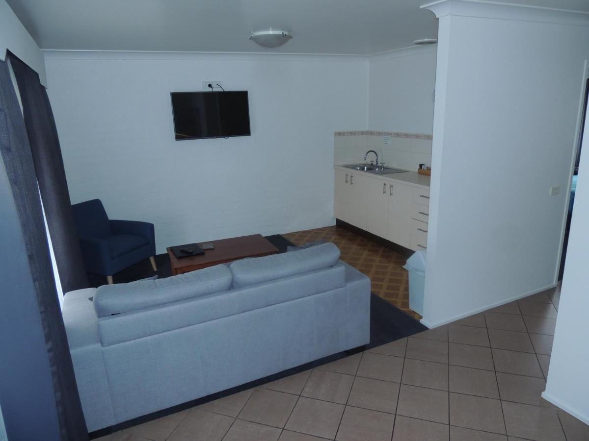 Argyle Terrace Motor Inn Батманс-Бей Екстер'єр фото