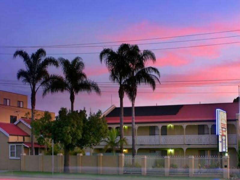 Argyle Terrace Motor Inn Батманс-Бей Екстер'єр фото