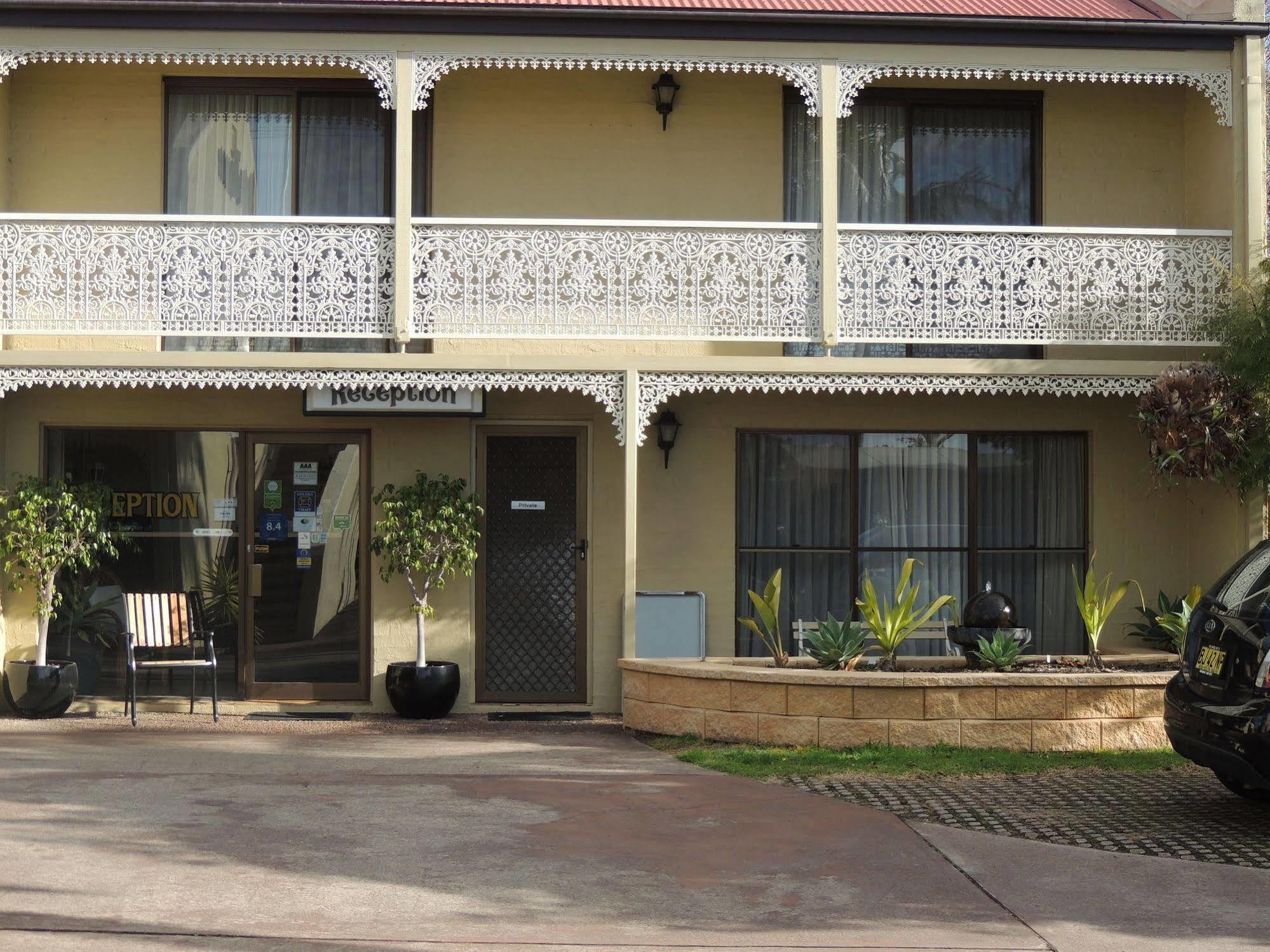 Argyle Terrace Motor Inn Батманс-Бей Екстер'єр фото